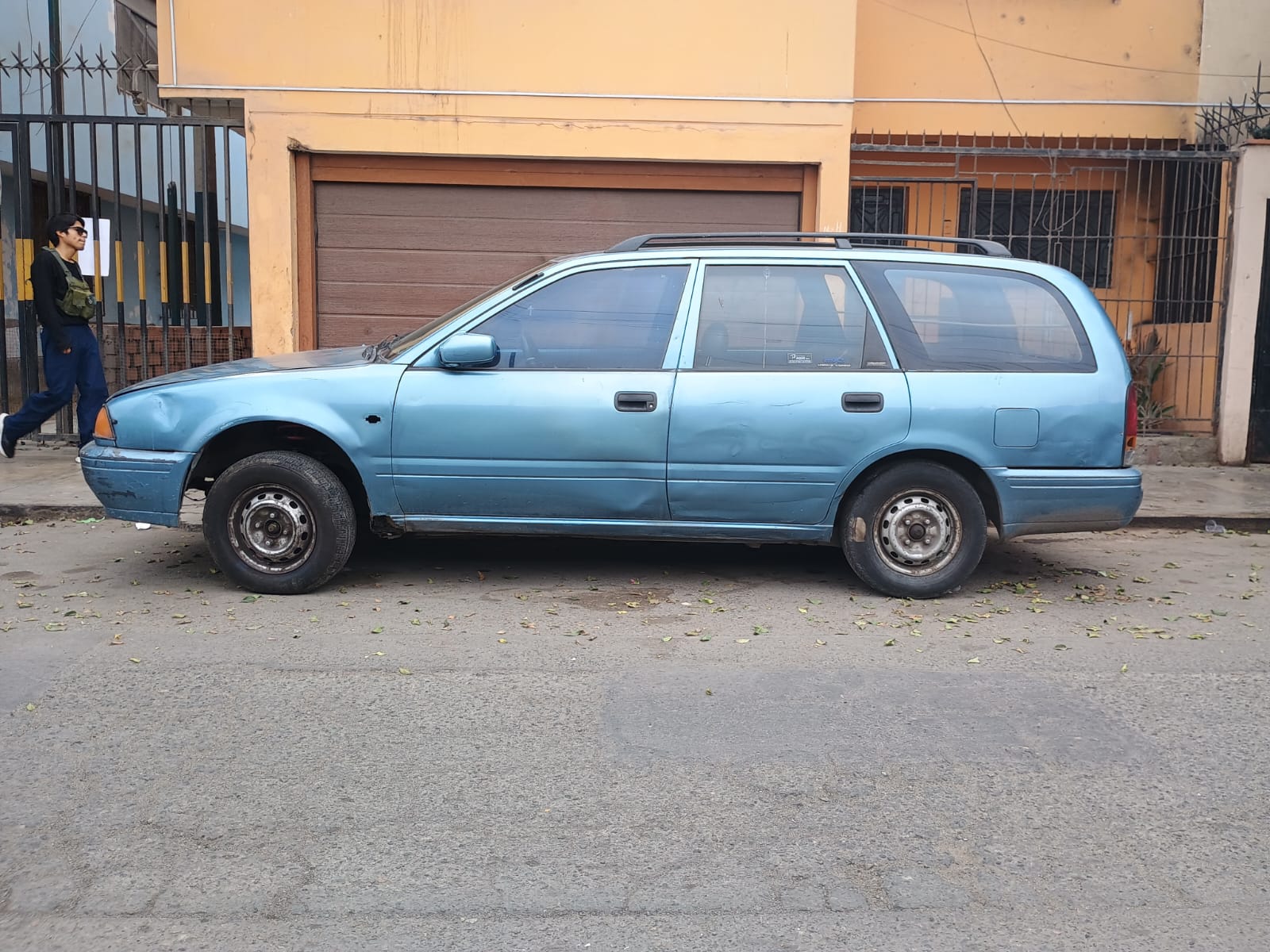 Nissan Avenir 1996 en venta en Lima