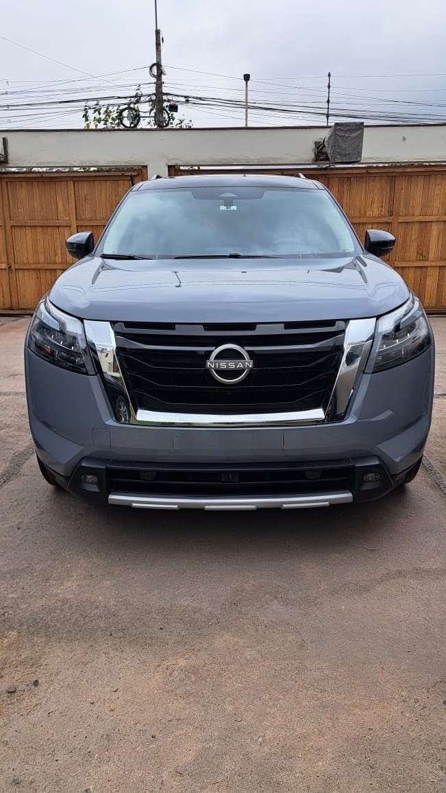 Nissan Pathfinder Exclusive 2025